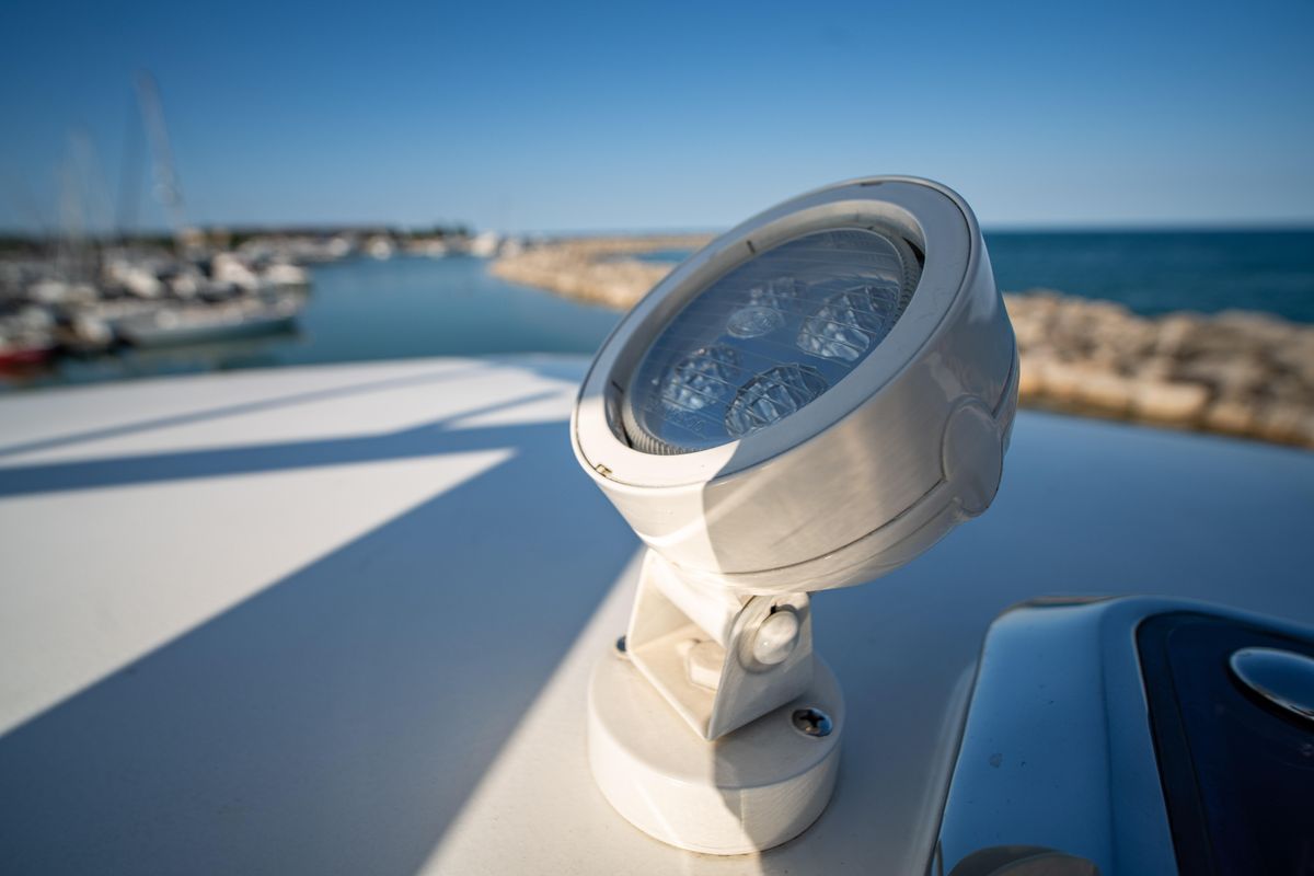 2004 Grand Banks 58 