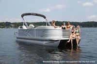 2023 Sylvan 8522 MIRAGE PARTY FISH