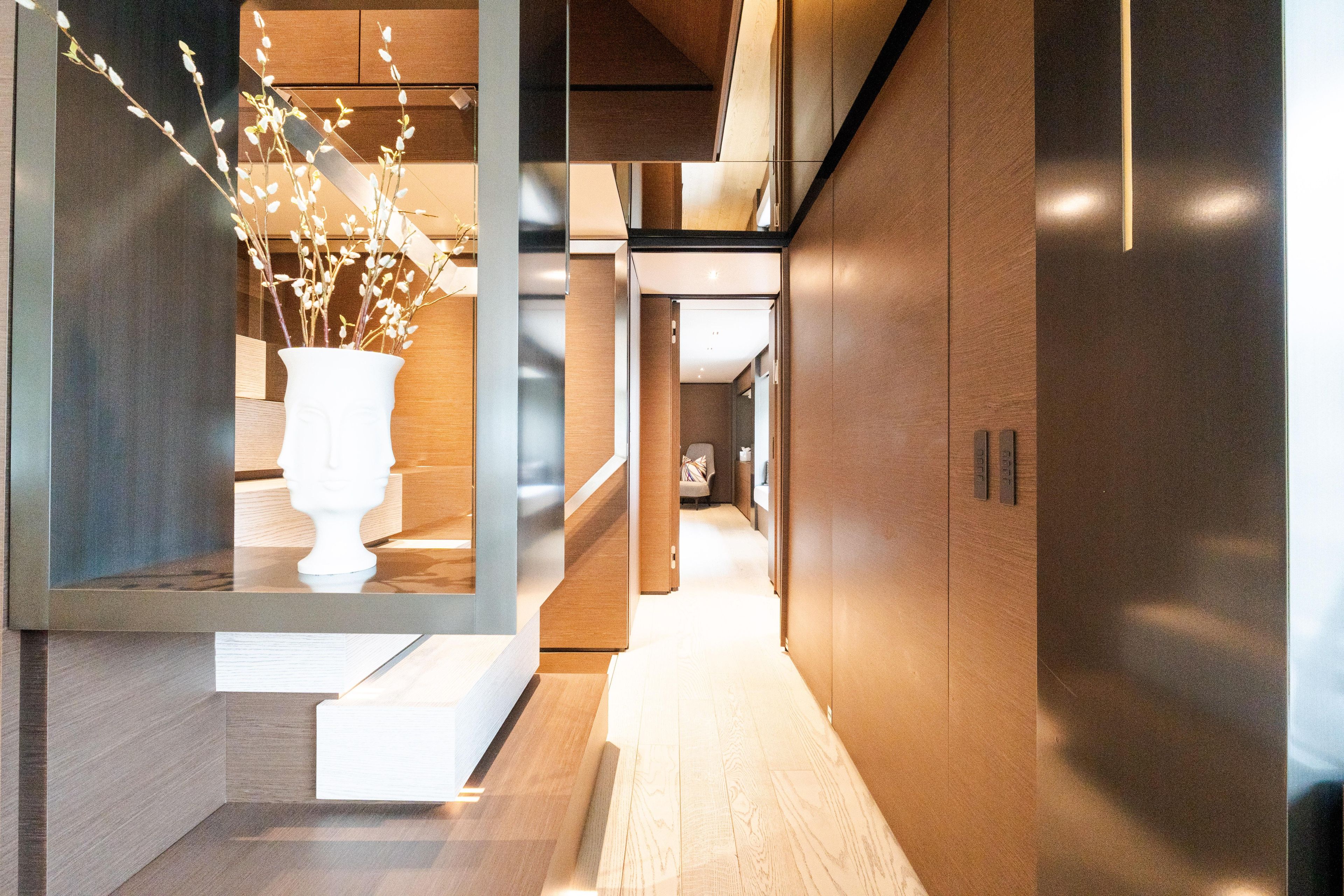 2018 Custom Line 108 