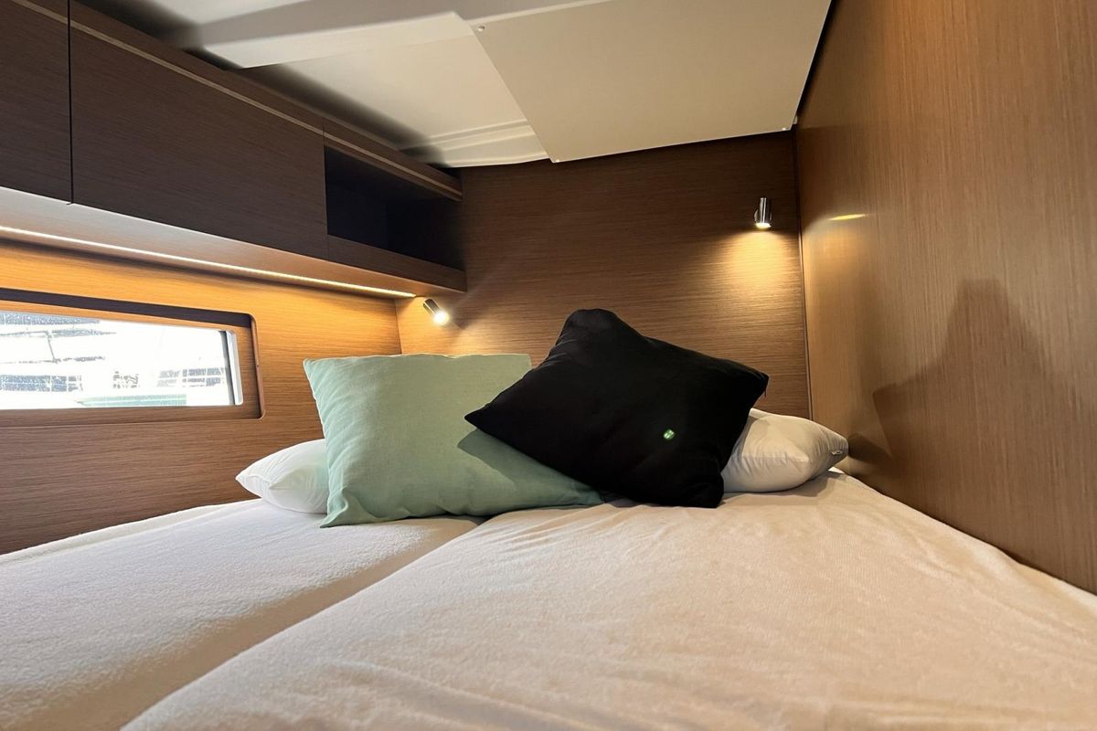 2023 Beneteau 52 