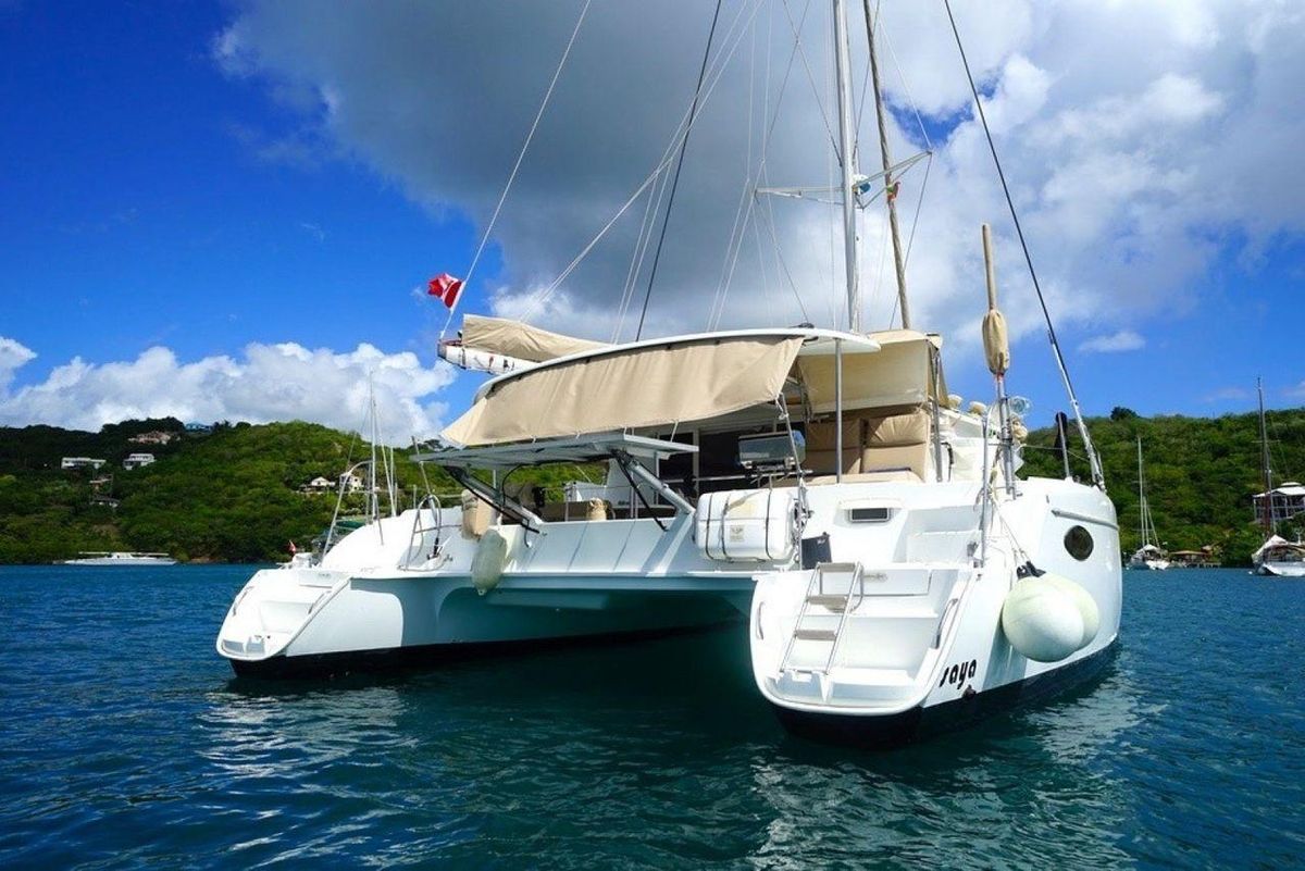 2009 Fountaine Pajot 44 