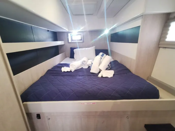 Sea Dancer Yacht Photos Pics 