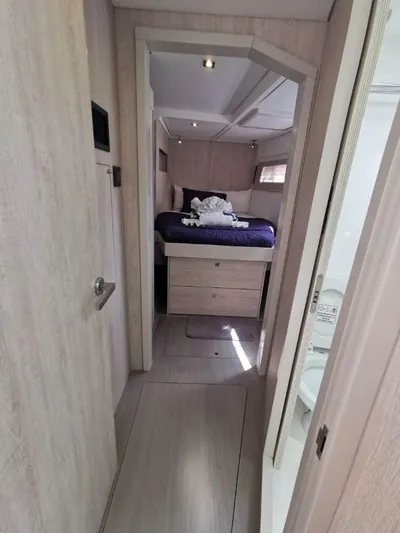 Sea Dancer Yacht Photos Pics 