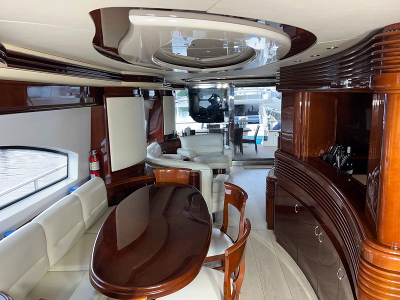 2003 Azimut 80 Carat