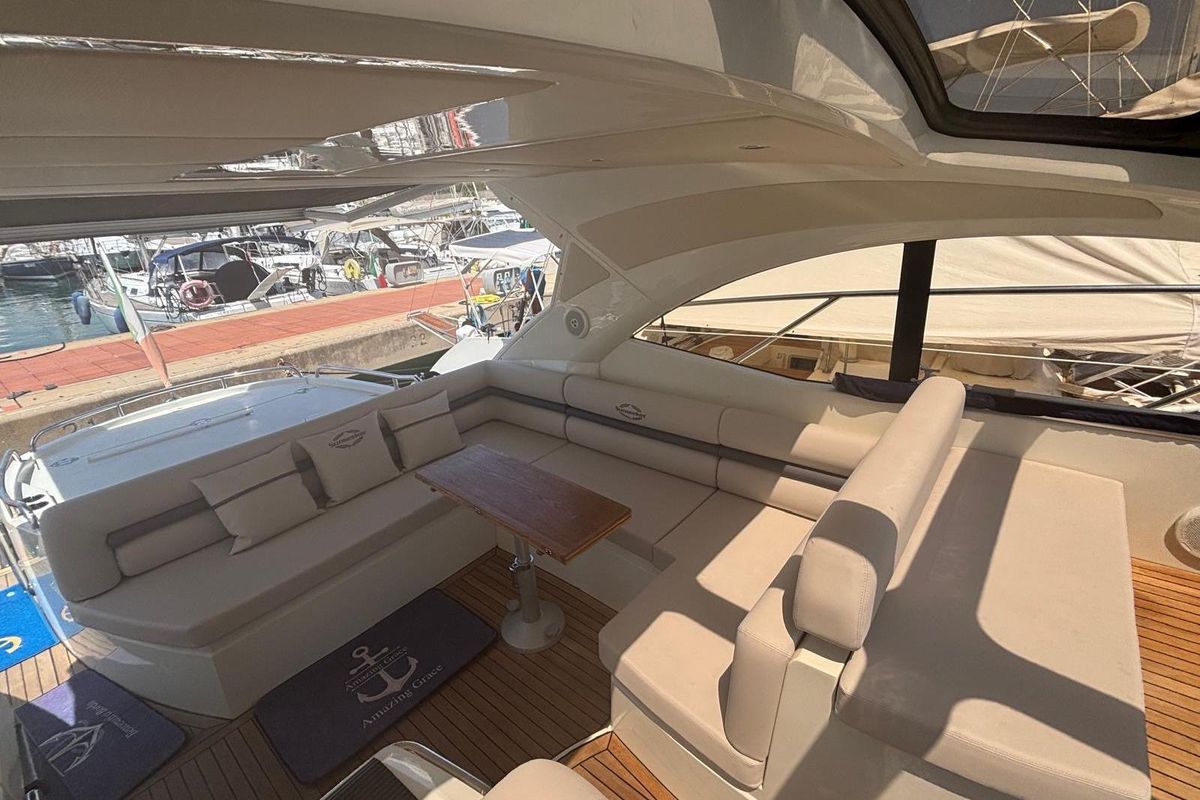 2010 Sunseeker 52 