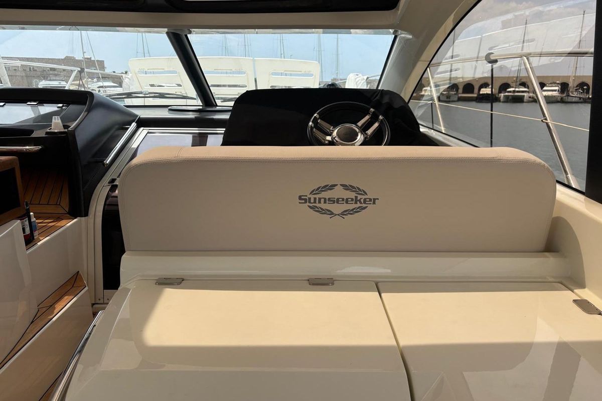 2010 Sunseeker 52 