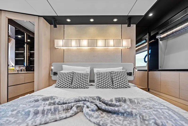 Good Girl Yacht Photos Pics 