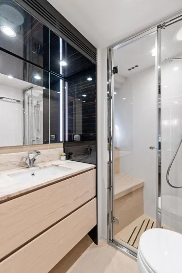 Good Girl Yacht Photos Pics 