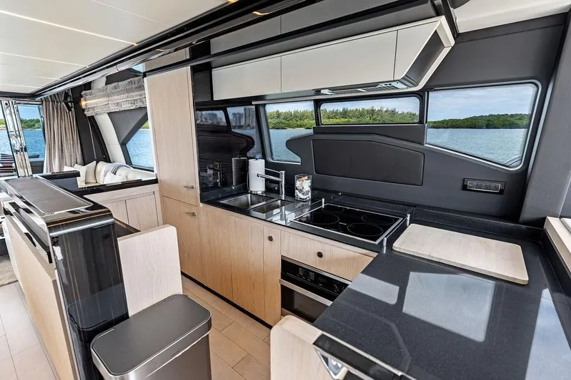 Good Girl Yacht Photos Pics 