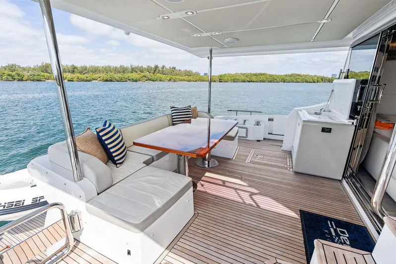 Good Girl Yacht Photos Pics 