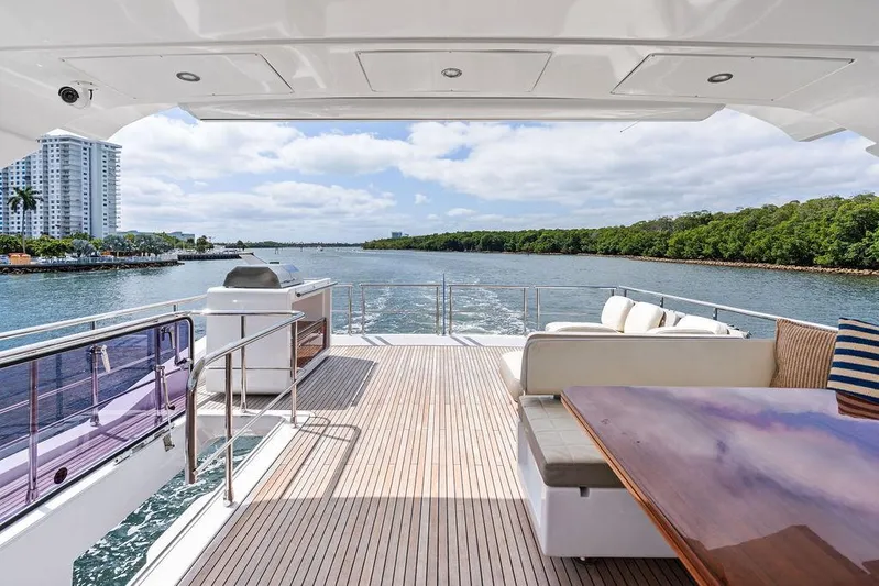 Good Girl Yacht Photos Pics 