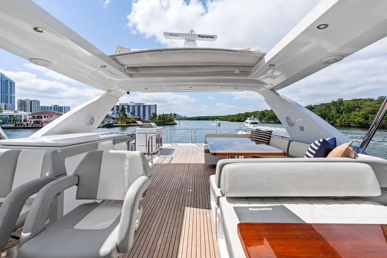 Good Girl Yacht Photos Pics 