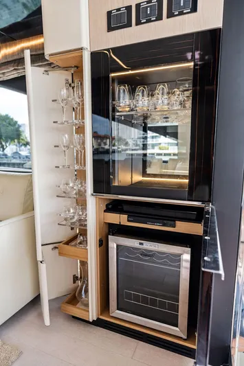 Good Girl Yacht Photos Pics 