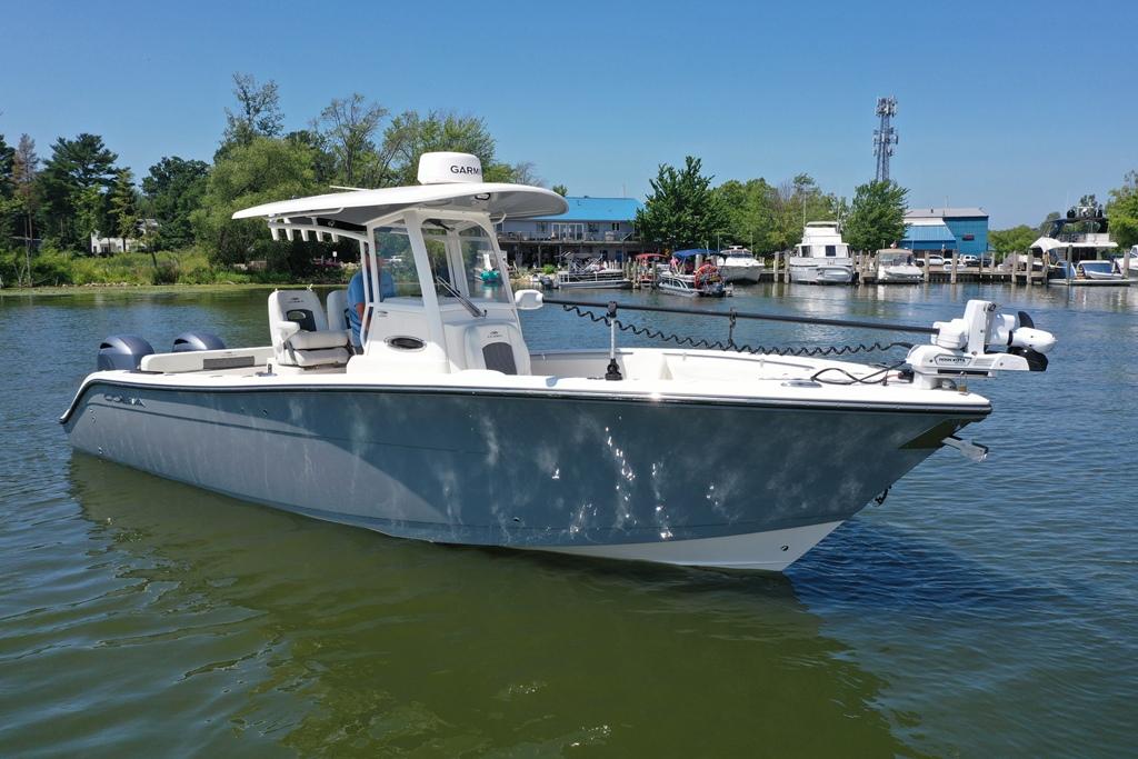 Cobia 280 Center Console