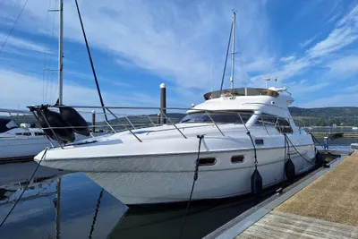 2000 Sealine F43