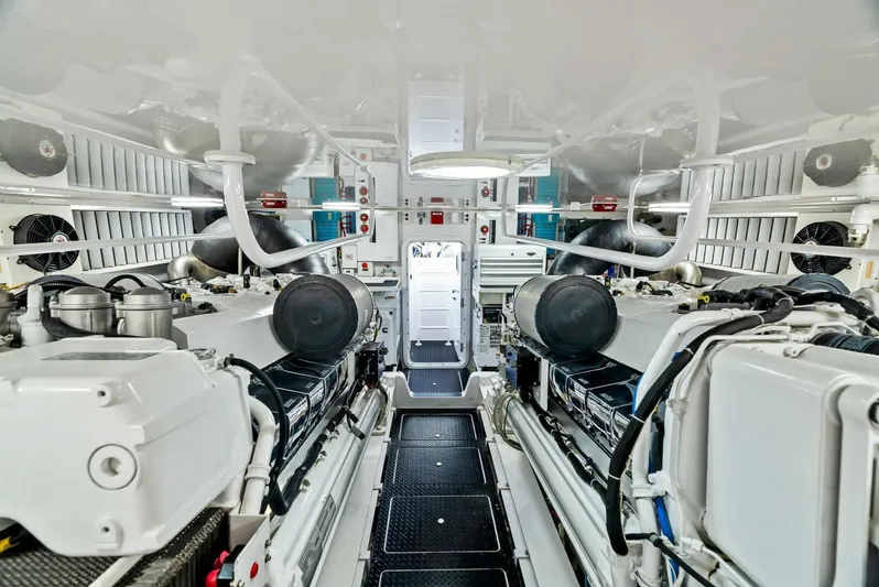 Forty Niner Yacht Photos Pics 