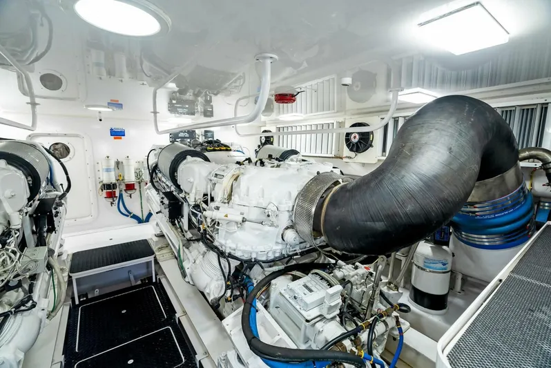 Forty Niner Yacht Photos Pics 