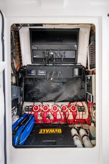 Irish Exit Yacht Photos Pics Electrical system of a 2016 Bahama boat with Mercury V10 engines, featuring Garmin equipment.