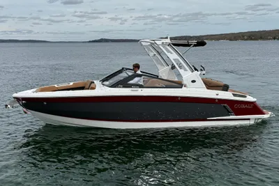 Cobalt R4 Surf