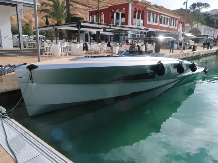  Yacht Photos Pics Say 42 2023  (7)