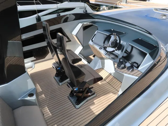  Yacht Photos Pics Say 42 2023  (4)