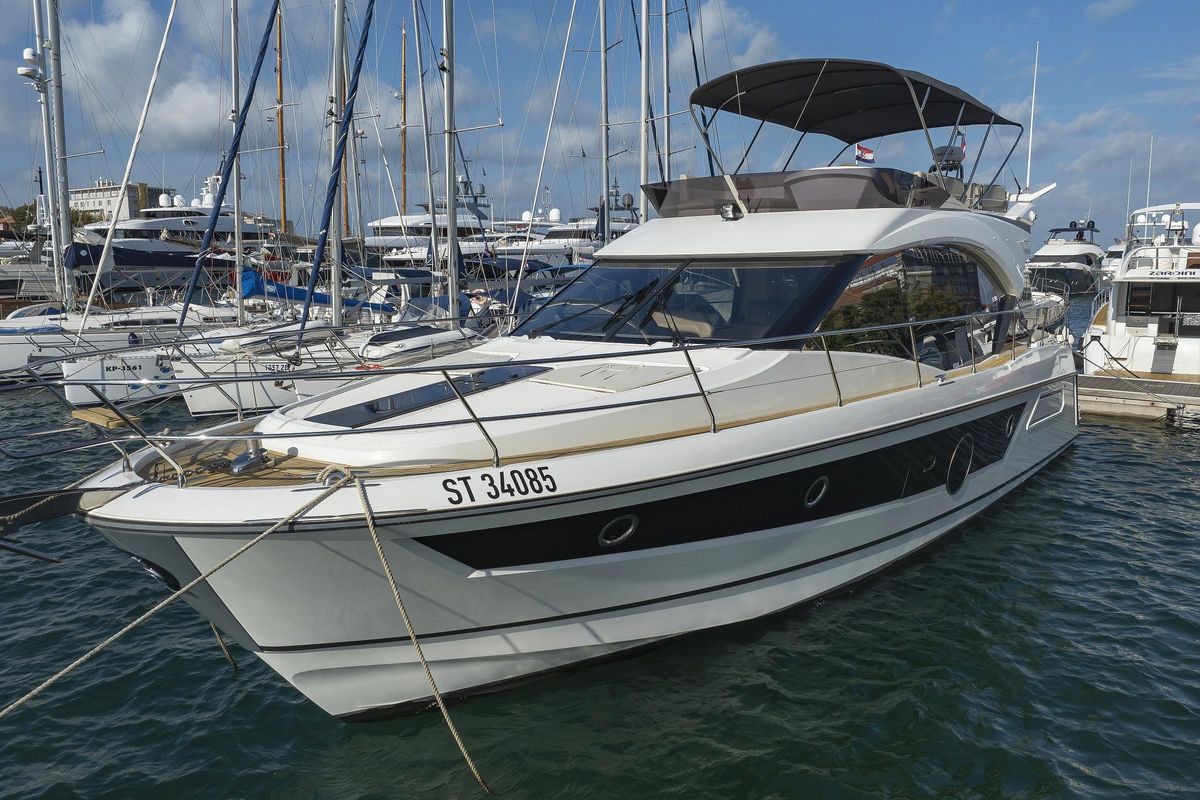 2022 Beneteau 47 