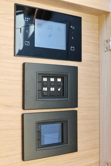 Neo Yacht Photos Pics 