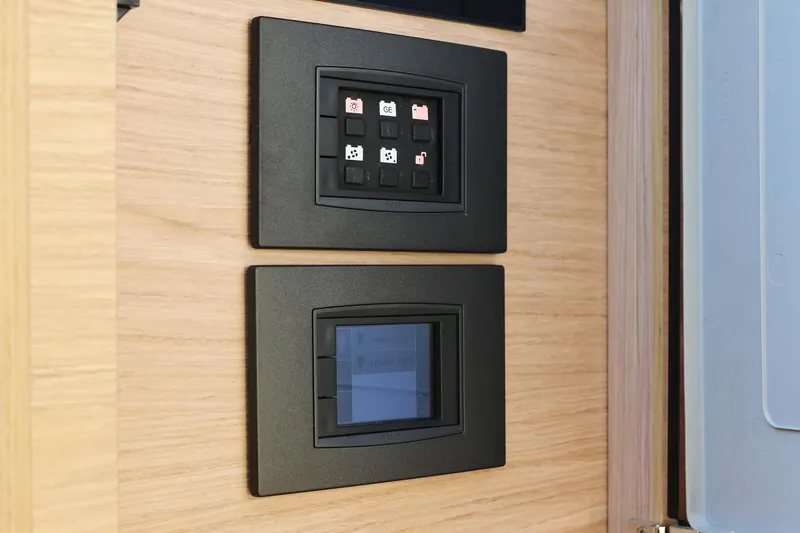 Neo Yacht Photos Pics 