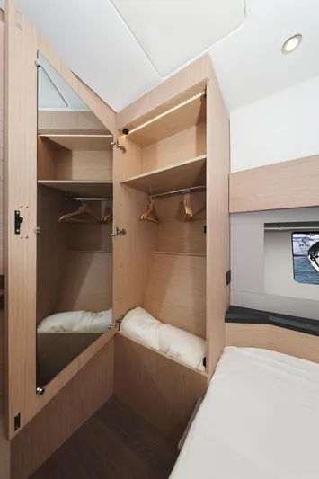 Neo Yacht Photos Pics 