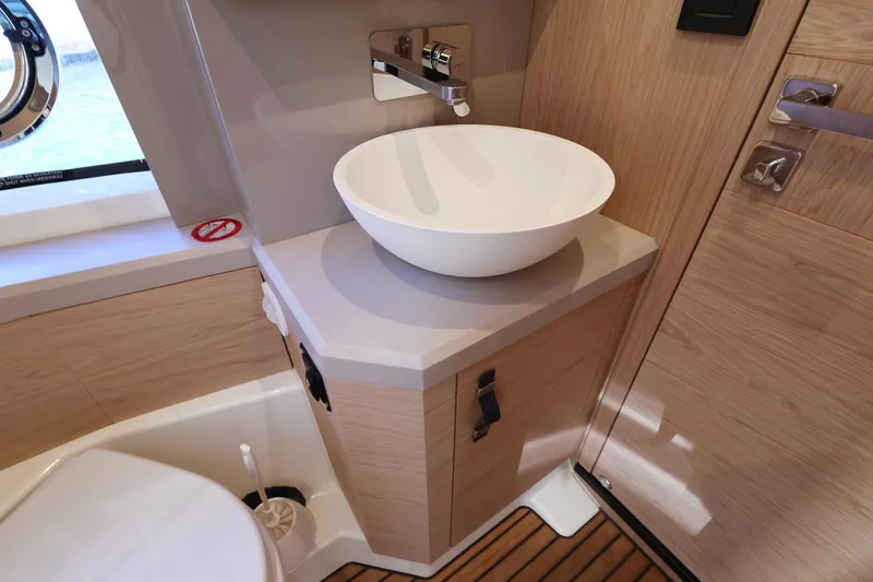 Neo Yacht Photos Pics 