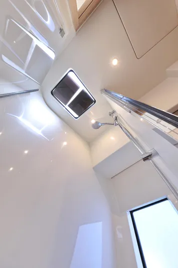 Neo Yacht Photos Pics 