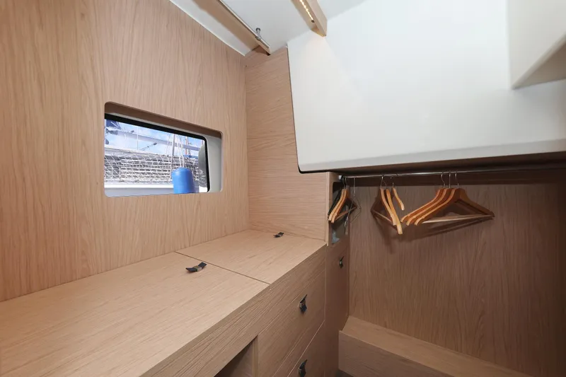 Neo Yacht Photos Pics 