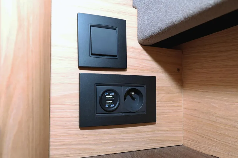 Neo Yacht Photos Pics 