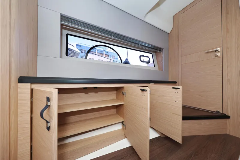 Neo Yacht Photos Pics 