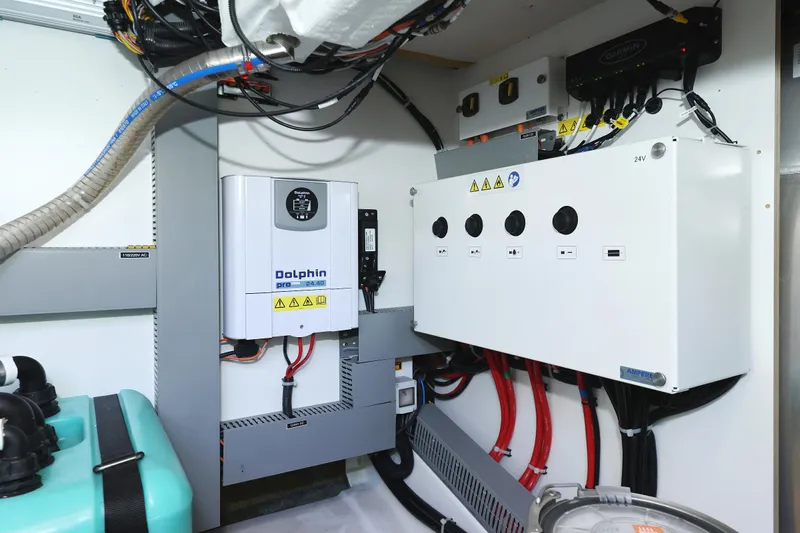 Neo Yacht Photos Pics 