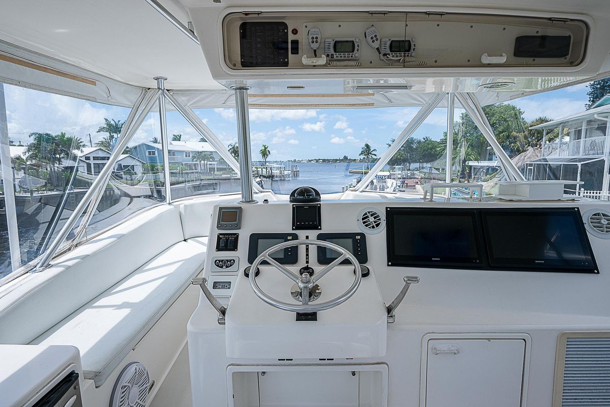 2004 Ocean Yachts 52 