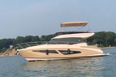 2018 Regal 42 Fly