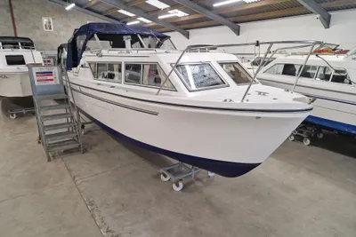 1993 Viking 26 wide beam