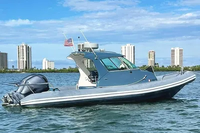 2000 Protector Targa 28