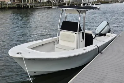 May-Craft 23 Cape Classic