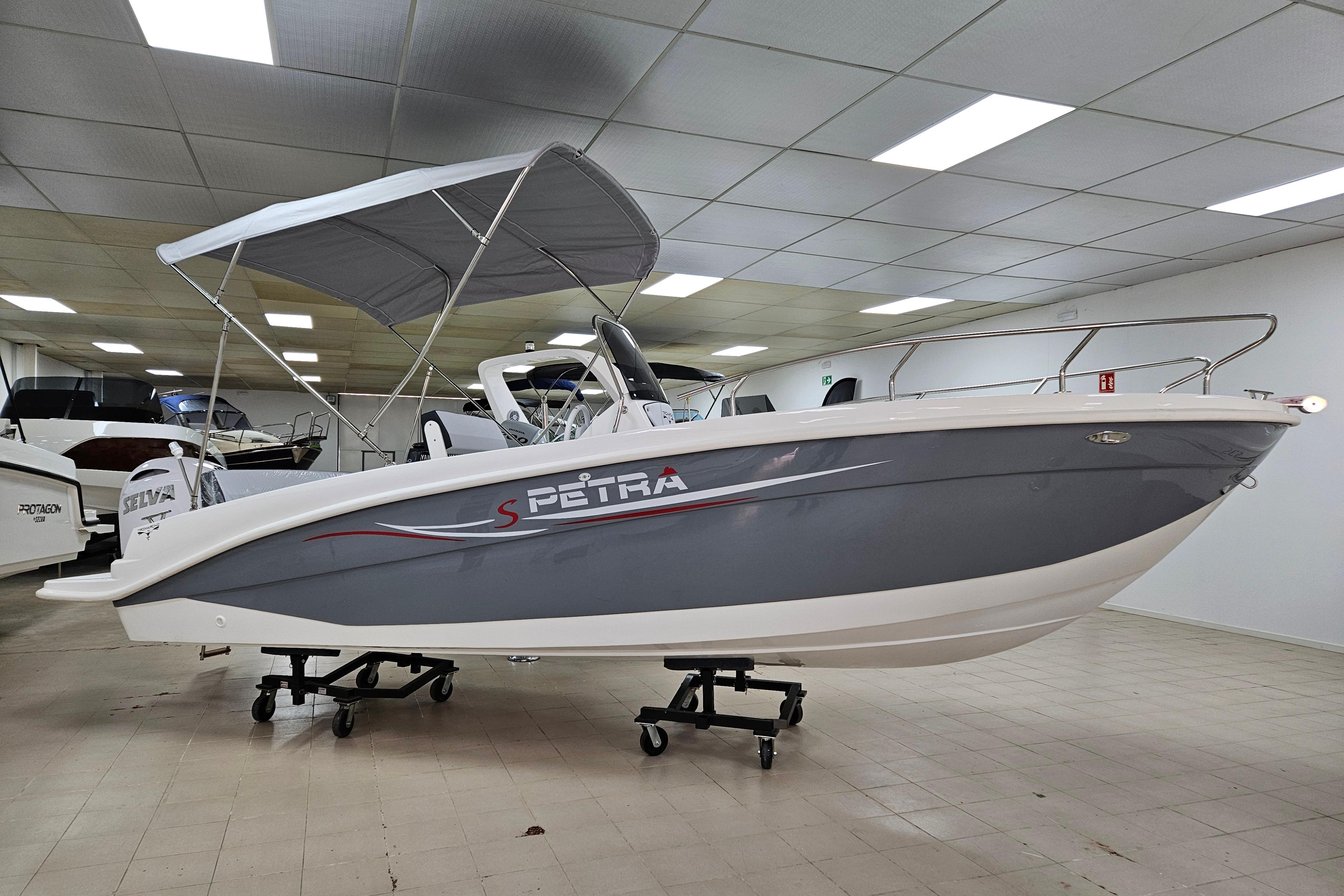 2026 Trimarchi Petra