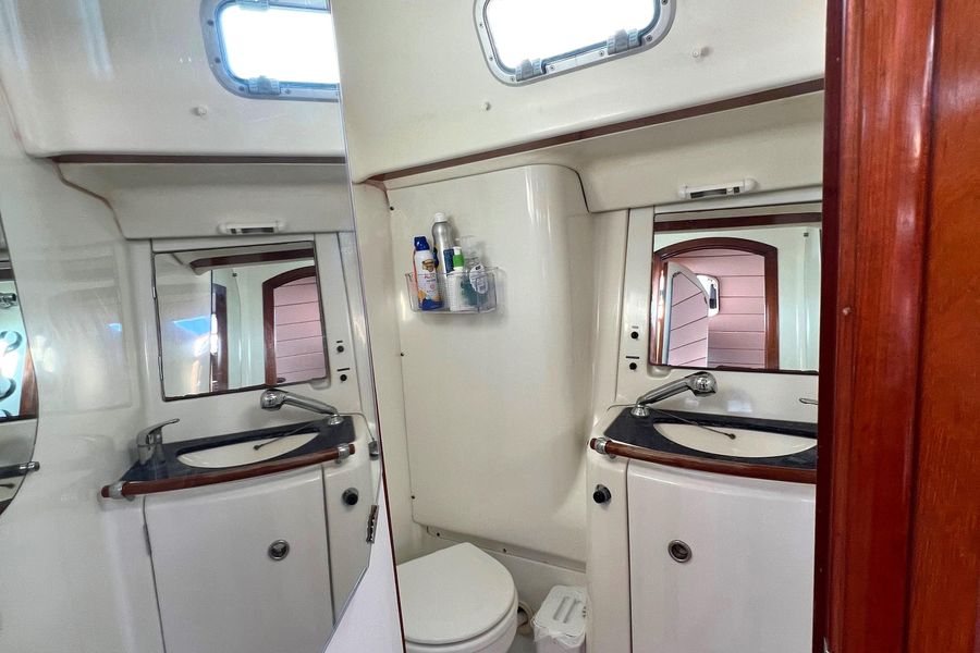 2001 Beneteau 473