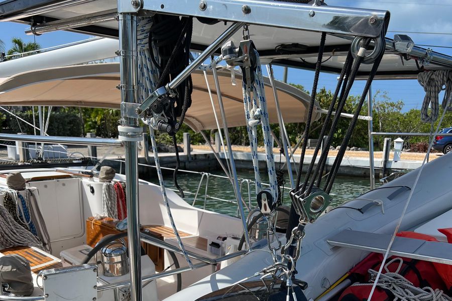 2001 Beneteau 473