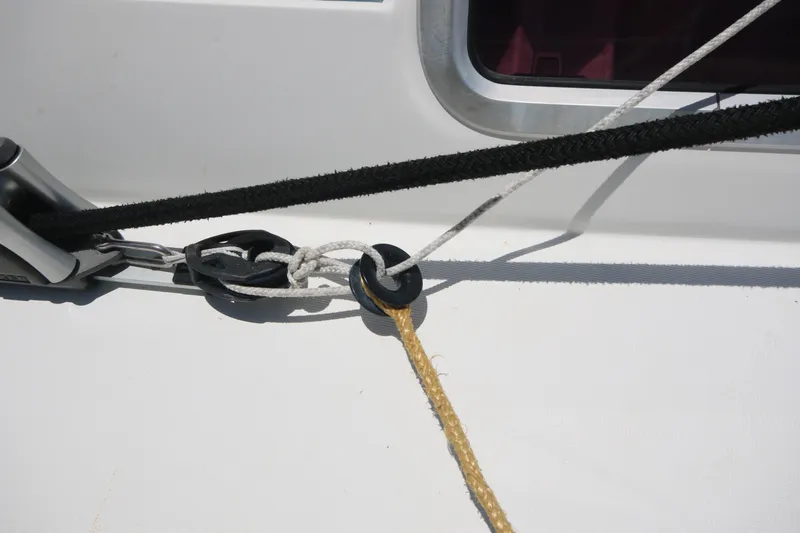 Exfil Yacht Photos Pics Close-up of rigging on a 1998 Beneteau Oceanis 461 sailboat.