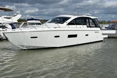 2013 Sealine S450