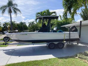 2018 Robalo 246 Cayman