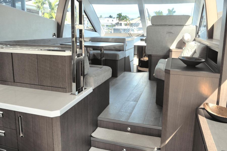 2021 Galeon 550 Fly