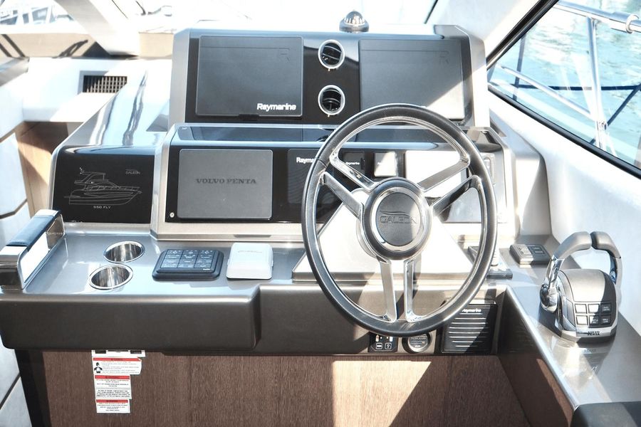 2021 Galeon 550 Fly