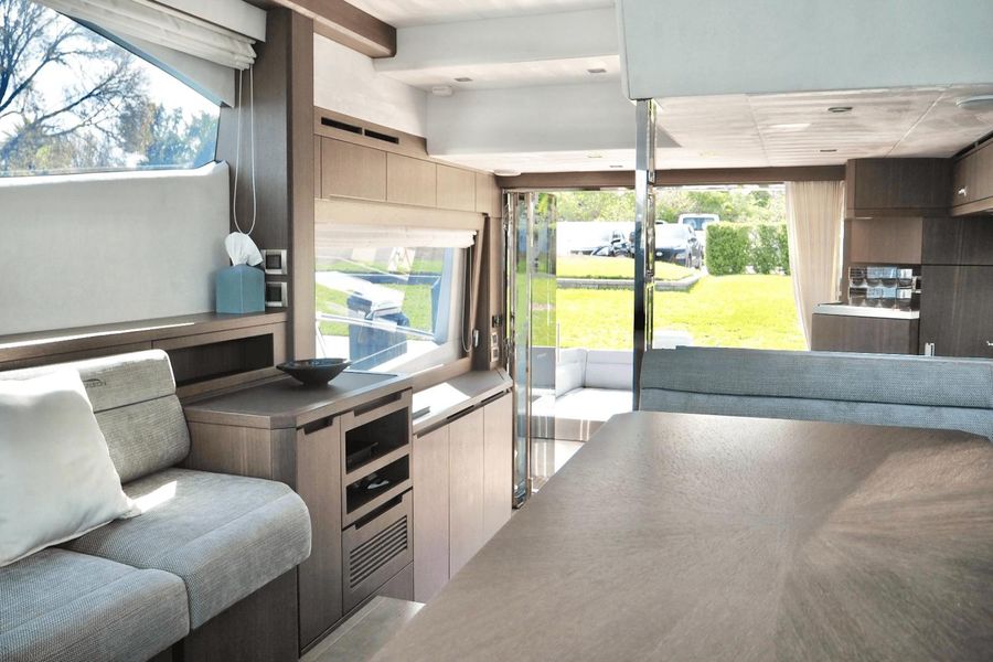 2021 Galeon 550 Fly