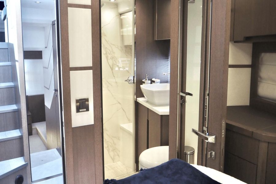 2021 Galeon 550 Fly